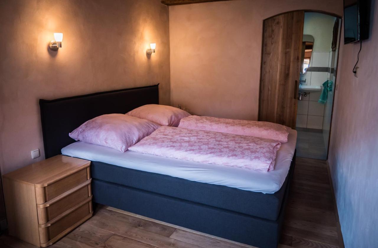 Heuhof-Breitau Gaestezimmer Sontra Bagian luar foto